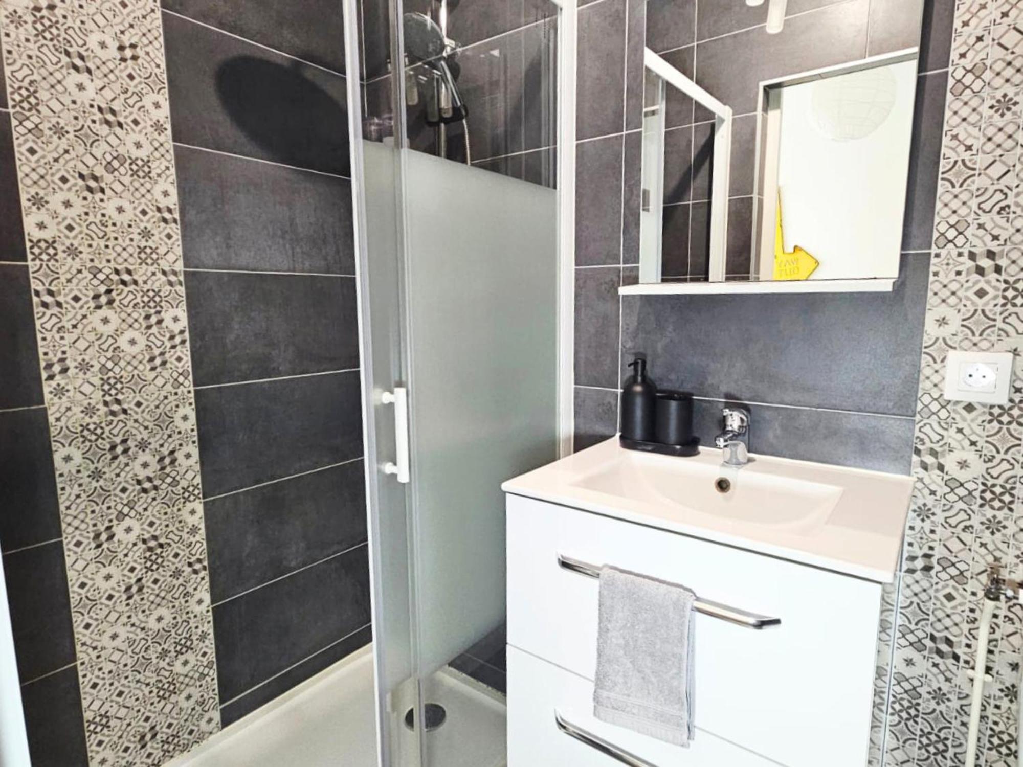 Passage Secret - Ideal Pro, Couples, Familles & Amis - Le Calme En Hypercentre - Wifi Haut Debit - Netflix - Machine A Laver - Gare, Cathedrale, Commerces, Restaurants & Transports En Commun A Moins De 10 Minutes A Pied 랭스 외부 사진